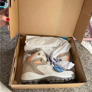 Columbia Women's Beige Peach Winter Rain Boots